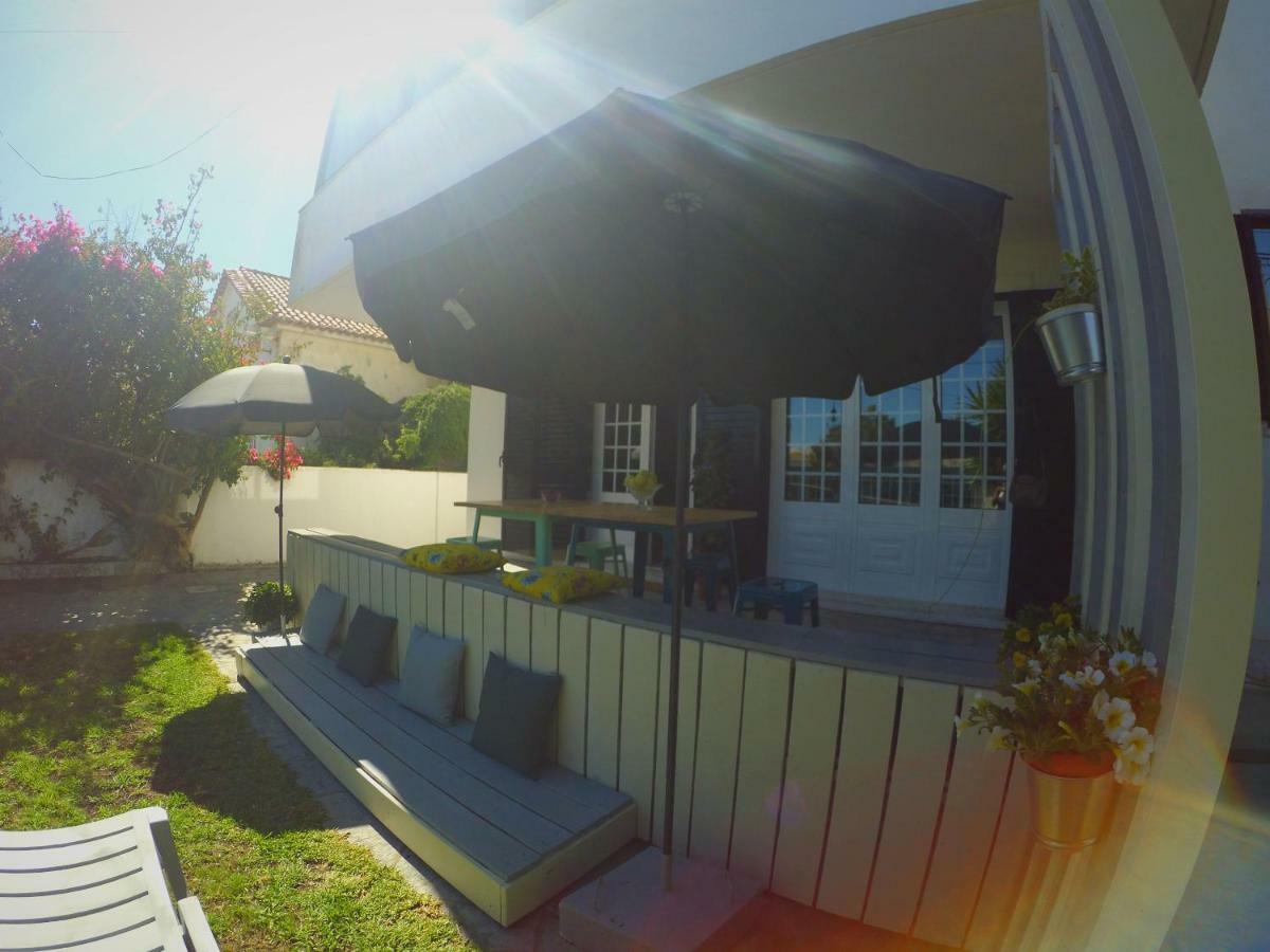 Lisbon Waves Surf Lodge Almada Exterior foto