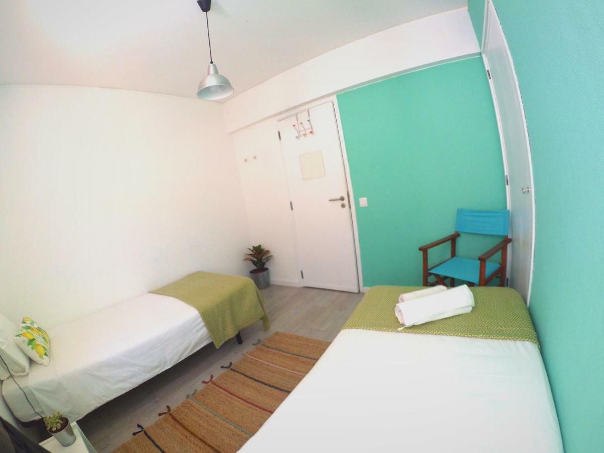 Lisbon Waves Surf Lodge Almada Exterior foto