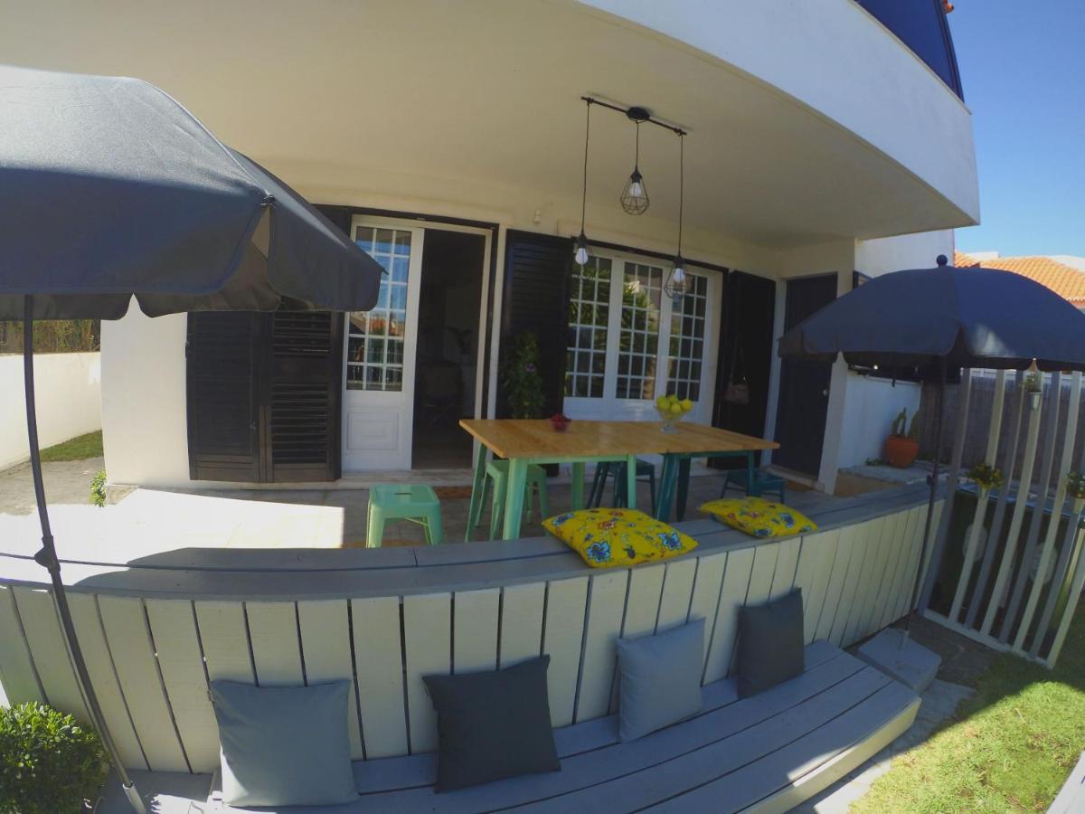 Lisbon Waves Surf Lodge Almada Exterior foto